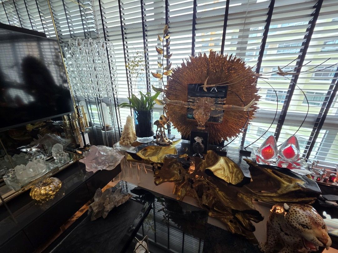 Console table (Category: Other Home Furniture) located in Singapore. Submitted by gooddealatqueenstown (Listing ID 1459236707, Image 2). Description: Est. 1,500Lx300Wx900H wooden console table. .