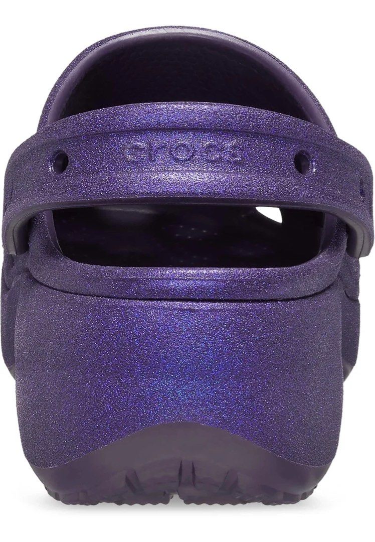CROCS Clogs Platform (Category: Flats & Sandals) located in Manila. Submitted by gillianmarii (Listing ID 1459165229, Image 2). Description: Original crocs for sale size 7 Reason for selling: ipinagbawal na ng doc ang medyo mataas ang heels due to feet nerve pain. bought last year for 4,300 tatlong beses pa lang nagamit pero ibenta na lang ng 3,500 puede ng free ang dress na nasa picture. kumportable khit medyo mataas. still negotiable.