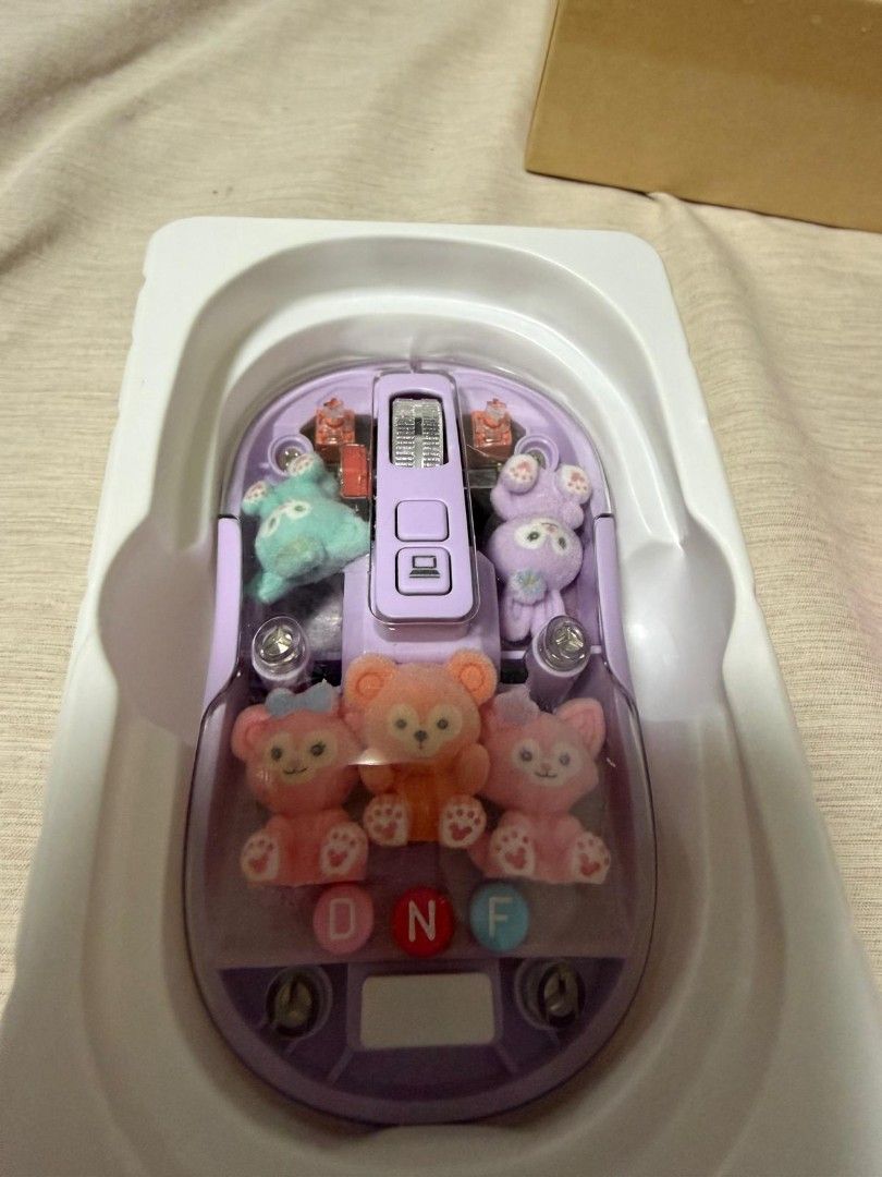 Customized Computer Mouse (Category: Mouse & Mousepads) located in Singapore. Submitted by shiro0yukii99 (Listing ID 1459186080, Image 2). Description: - Unique customized computer mouse - Adorable figurines encased in clear material - Includes USB charging cable - Available in various themes: cartoon characters, cute dolls - Ideal for personal use or as a thoughtful gift - Adds a fun and unique touch to your workspace - Price range $20 to $25 ba