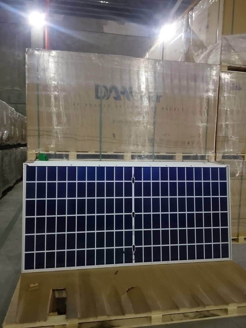 DAH Solar DHH-66Z 16/0.6-607W Solar Panel Module (Category: Construction Tools & Equipment) located in Quezon City. Submitted by 1994sara (Listing ID 1459122532, Image 1). Description: - DAH Solar Smart PV Module - Model: DHH-66Z 16/0.6-607W - Origin: Made in China - Ideal for solar energy projects - Multiple units available in stock. Contact us for bulk orders! Dah Solar 620w Available po! Mura lang no minimum number or orders. Pm po!.