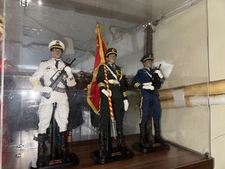 （分類：）位於 。 由 Th.om.as 提交（商品編號 1459283137，圖片 1）。簡介： 。
