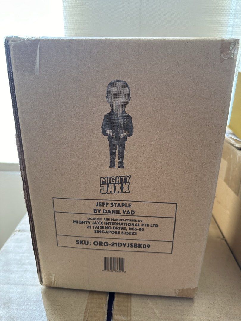 Danil Yad Mighty Jaxx Jeff Staple Figure (Category: Figurines & Statues) located in Paranaque City. Submitted by johnrramirez88 (Listing ID 1459144891, Image 2). Description: Danil Yad Mighty Jaxx Jeff Staple Figure 10k neg.