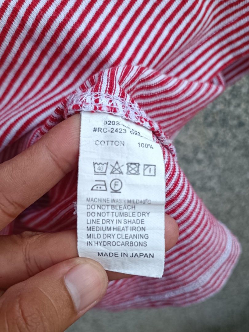 Danton Striped Pocket tee (Category: Activewear) located in Davao. Submitted by st333tcartel (Listing ID 1459125769, Image 3). Description: Size 36 Length 23 Width 20.