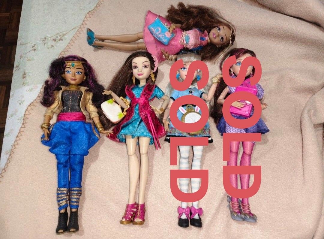 Descendants Dolls (Category: Figurines & Statues) located in Quezon City. Submitted by .goldieefisshhh. (Listing ID 1425535387, Image 1). Description: 800 EACH DOLL (Jordan 350) All are in good condition and complete accessories. They still have their boxes. FLAWS: Jordan leather top and jacket has degraded. All of the dolls hands are slightly discolored. Preloved please manage your expectations. WYSIWYG.