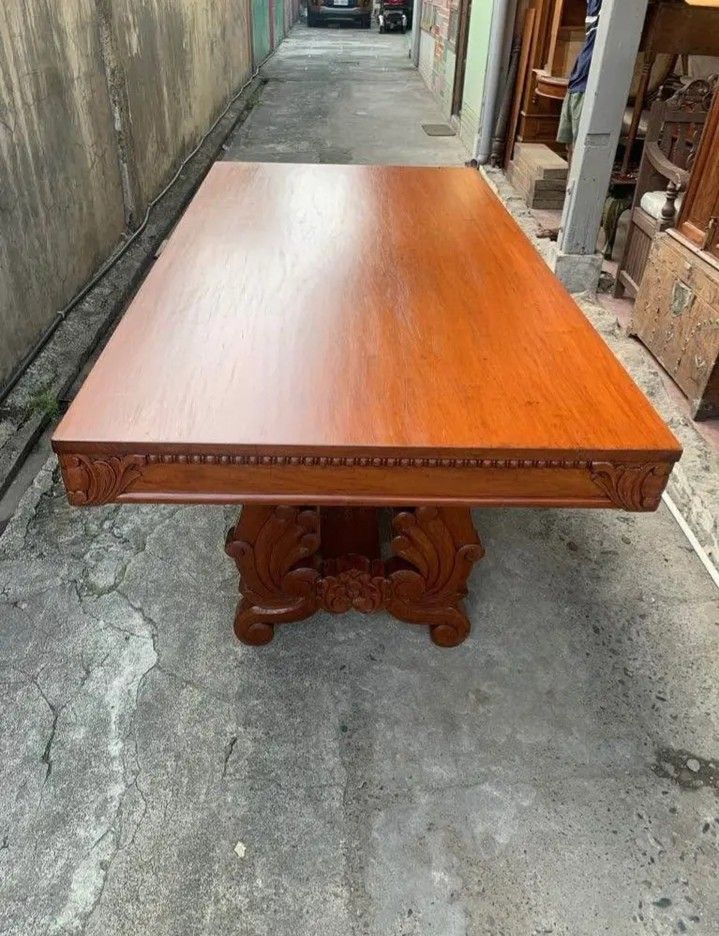 Dining table 1pc top narra (Category: Tables & Sets) located in Manila. Submitted by carmelites36250 (Listing ID 1459141598, Image 1). Description: Dining table 1pc top A solid narra ready to use 6seaterd 23,500.