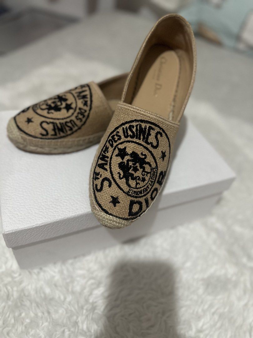 Dior Granville Espadrille (Category: Loafers) located in Cainta. Submitted by oohnaiane (Listing ID 1459115516, Image 1). Description: Color Beige With box Excludes SF. Will shoulder by the buyer 💯 Original.