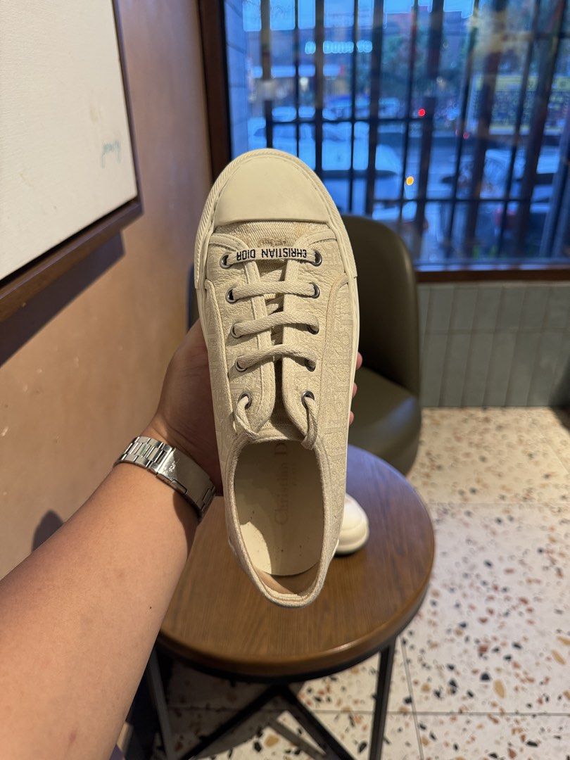 DIOR WALK’N SNEAKER (Category: Sneakers & Footwear) located in Manila. Submitted by azgtrrz (Listing ID 1459199846, Image 3). Description: FOR SALE DIOR WALK’N SNEAKER SIZE 36W FITS 6-7W USED TWICE 18,000 MANILA AREA.