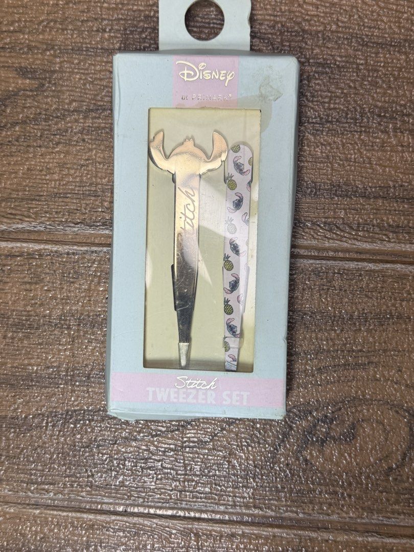 disney lilo & stitch tweezer set (Category: Face Care) located in Quezon City. Submitted by fashionifywardrobe8899 (Listing ID 1459202835, Image 1). Description: .