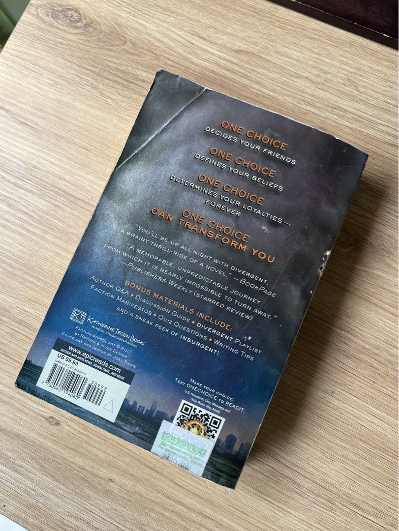 DIVERGENT BY VERONICA ROTH BOOK (Category: Storybooks) located in Manila. Submitted by penguin2005 (Listing ID 1459239303, Image 2). Description: Book - Divergent by veronica roth.
