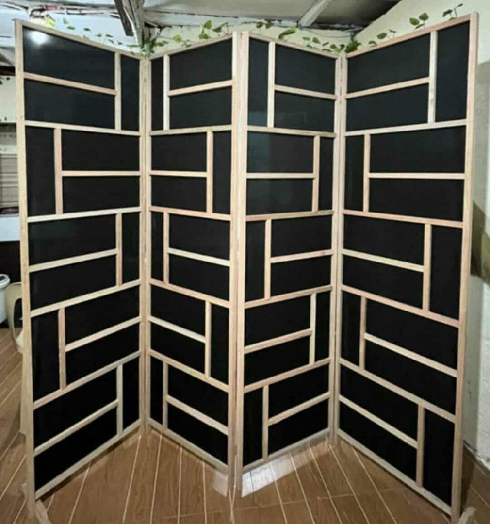 DIVIDER WALL FOLDABLE (Category: Other Home Furniture) located in Taytay. Submitted by when_z (Listing ID 1459191853, Image 2). Description: Hey there! Check out this stylish Japanese - style room divider! It's foldable, making it super easy to move around and set up wherever you need a little privacy or to section off a space. The design is clean and modern, perfect for adding a touch of zen to your home. Material: Wooden Native/Buri Blinds. Siz