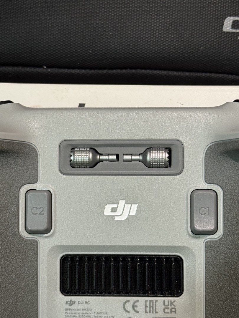 DJI Mini 3 (Category: Drones) located in Manila. Submitted by wildstar.8aa3f7 (Listing ID 1459094354, Image 3). Description: DJI MINI 3 (RC 1) 🚁🎮 Inclusions: •DJI Mini 3 Aircraft •DJI RC1 Controller •Flight Battery •Spare Propellers/ Screws •Gimbal protector •Type C Cable •DJI bag •2 x 128gb MicroSD Card ₱15,000 (Fixed) Free delivery within Manila and Calamba.