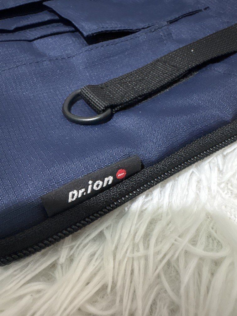 Dr ION Multi Work Case Bag (Category: Belt bags, Clutches and Pouches) located in Tagum. Submitted by zerkinbrylethrift (Listing ID 1459216120, Image 2). Description: .