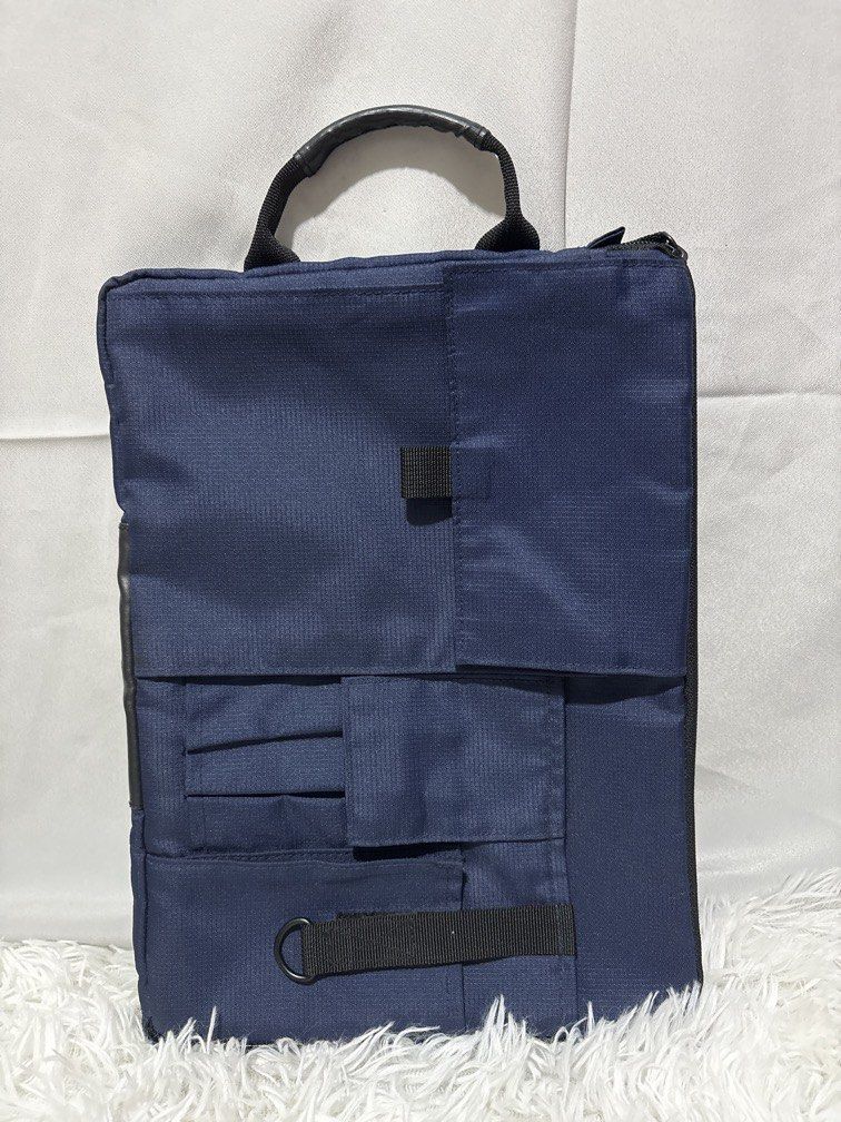 Dr ION Multi Work Case Bag (Category: Belt bags, Clutches and Pouches) located in Tagum. Submitted by zerkinbrylethrift (Listing ID 1459216120, Image 1). Description: .
