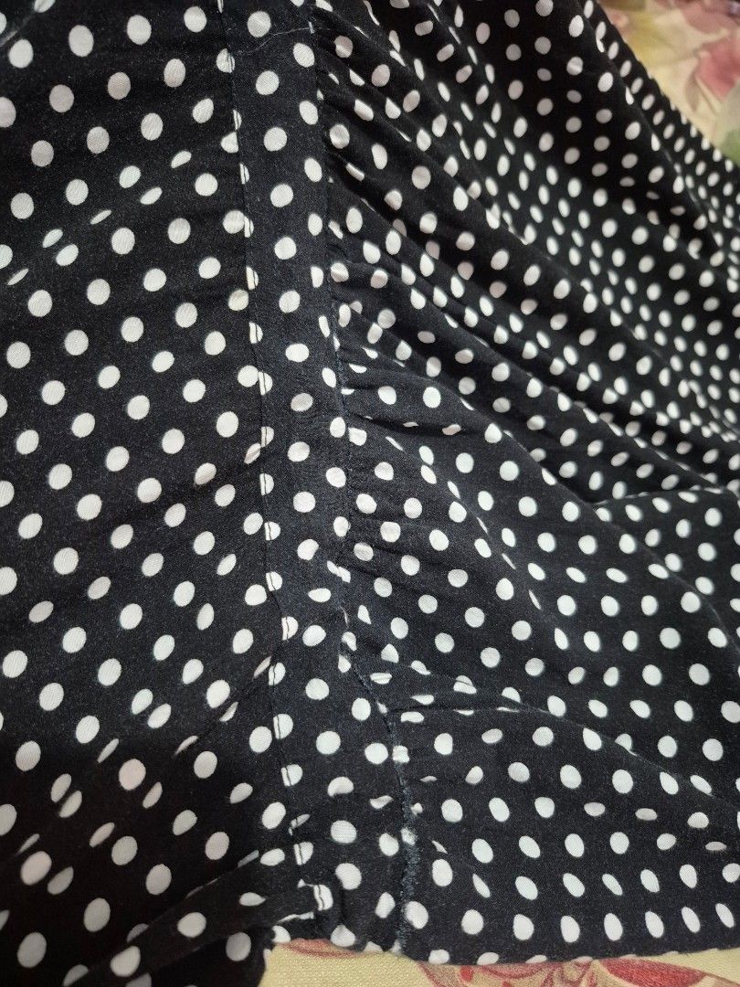 Drawstring Polka Dress (Category: Dresses) located in Calamba. Submitted by bb.lace (Listing ID 1459153906, Image 3). Description: may tastas see last pic.