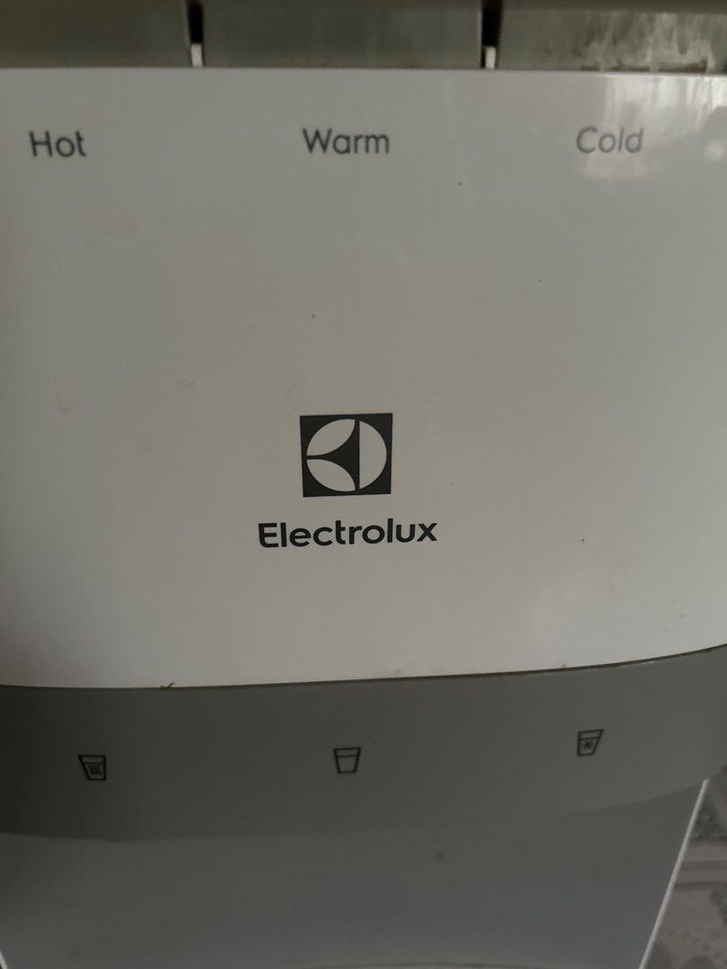 Electro lux hot and cold water dispenser (Category: Other Home Appliances) located in Cainta. Submitted by oggss (Listing ID 1459101091, Image 3). Description: .
