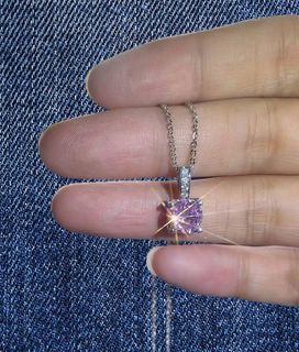 (Category: ) located in . Submitted by ChloeKawaiihome (Listing ID 1459285419, Image 1). Description: .
