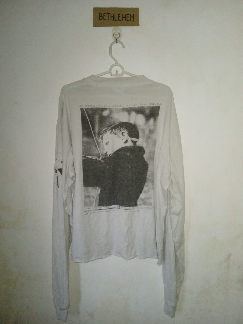 ERD LONG SLEEVE (Category: Coats, Jackets and Outerwear) located in Akbar. Submitted by bethlehema07352 (Listing ID 1459226986, Image 3). Description: .