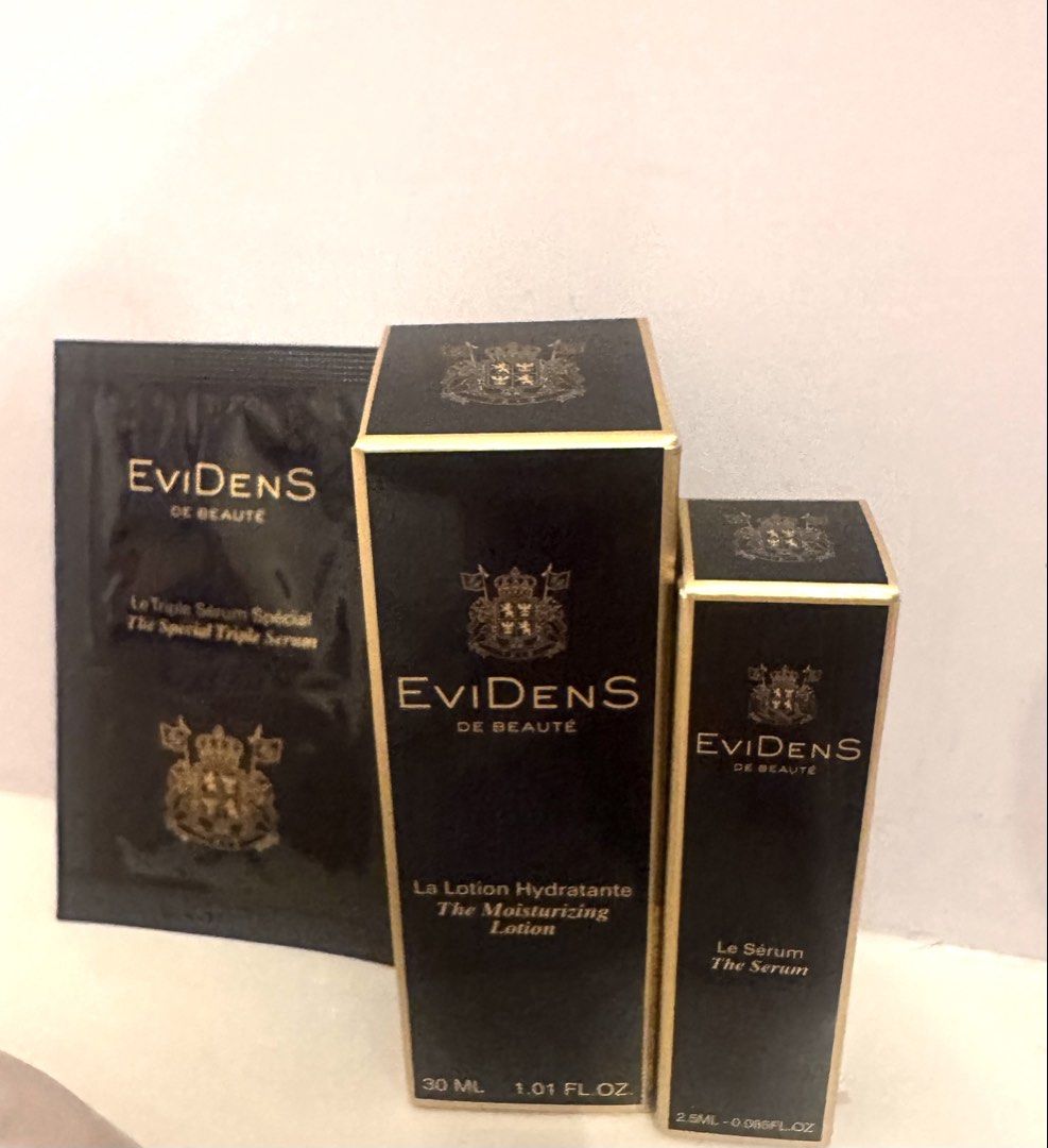 Evidens serum and lotion （分類：面部 - 面部護理）位於 Hong Kong。 由 hello9282013 提交（商品編號 1459238723，圖片 1）。簡介： 搬屋清貨 ✅ 炮台山/ 銅鑼灣站(週末) 交收 ✅ 中環站 (平日12pm) 交收 ✅ 平郵/順豐到付; 不寄EC post; 過數一至兩日內寄出 💵 Payme / FPS / Alipay / HSBC / BOC 💲歡迎瀏覽其他物品, 兩件或以上另加折扣 📦如用順豐, 安全起見所有玻璃/易碎物品一律入箱 ▶️不留貨 ❌ 任何順豐另收存倉費/二次派送費用需由客人自行承擔 ❌貨物出門恕不退換 ❌衣物鞋不設試身 ❌不交換 ✅ Fortress hill / causeway bay MTR station (weekends) ✅ Central MTR station (weekdays 12pm) ✅ local post / SF buyer pay, no EC post 💵 Pa