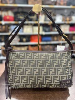 (Category: ) located in . Submitted by handbag_leather_bundle (Listing ID 1459154077, Image 1). Description: .