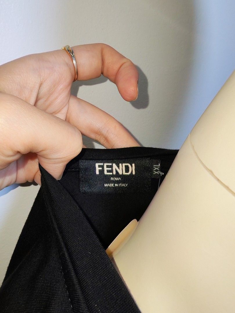 Fendi Tshirt (Not guaranteed) (Category: Shirts) located in Baguio. Submitted by north.archive (Listing ID 1459146387, Image 3). Description: .