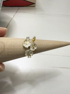 (Category: ) located in . Submitted by vintage.paradise_online.shop (Listing ID 1459107845, Image 1). Description: .
