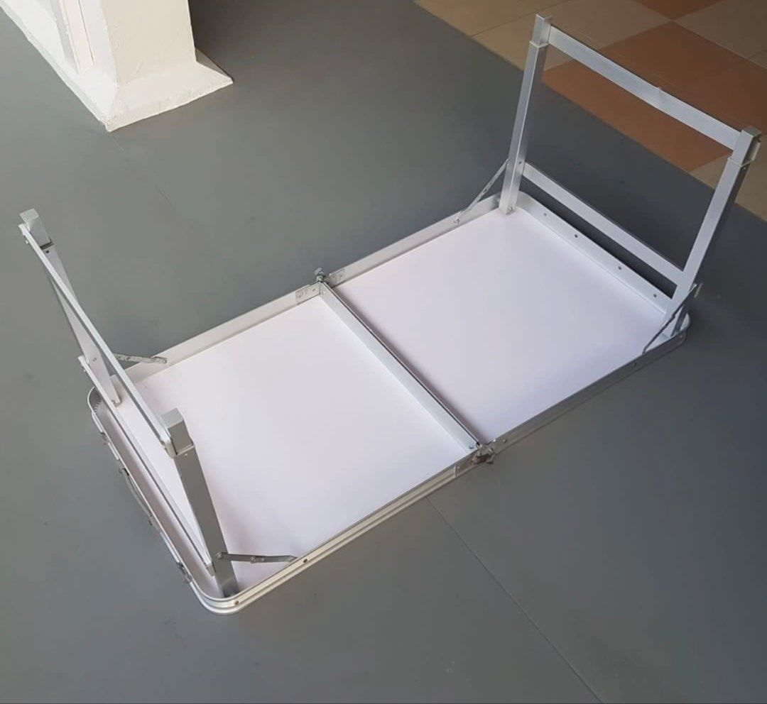 Foldable table (Category: Tables & Sets) located in Singapore. Submitted by ashenlakp24669 (Listing ID 1459191508, Image 3). Description: Brand new condition .
