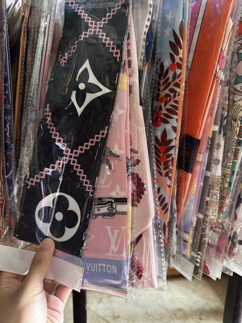 FOR SALE TWILLY SCARF 35 PCS (Category: Luxury Accessories) located in Makati City. Submitted by xai_g18 (Listing ID 1459137165, Image 2). Description: FOR SALE TWILLY SCARF 35 PCS ₱5000.