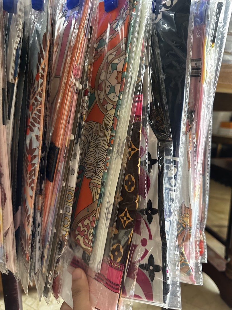 FOR SALE TWILLY SCARF 35 PCS (Category: Luxury Accessories) located in Makati City. Submitted by xai_g18 (Listing ID 1459137165, Image 1). Description: FOR SALE TWILLY SCARF 35 PCS ₱5000.