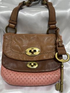 (Kategori: ) berada di . Dikirim oleh walletbranded (ID iklan 1449982560, Gambar 1). Deskripsi: .