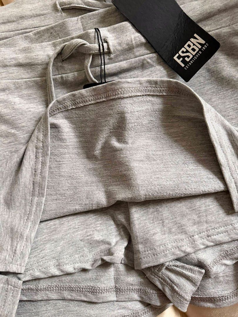 FSBN Gray Tennis Skort in Large (Category: Skirts) located in Muntinlupa City. Submitted by kibscollection03 (Listing ID 1459209049, Image 2). Description: Semi stretchable waist band 13-14 in length Large on tag- 30 to 31 with inner short tags intact 📍Alabang, Muntinlupa 📦Courier: JRS / LBC (shouldered by the buyer) 🛍️ Meet up: Total Soldiers Hills / Festival Mall/ Alabang Town Center / Molito Alabang 🛵 Same day delivery: Lalamove or Grab (s