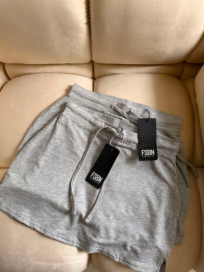 FSBN Gray Tennis Skort in Large (Category: Skirts) located in Muntinlupa City. Submitted by kibscollection03 (Listing ID 1459209049, Image 1). Description: Semi stretchable waist band 13-14 in length Large on tag- 30 to 31 with inner short tags intact 📍Alabang, Muntinlupa 📦Courier: JRS / LBC (shouldered by the buyer) 🛍️ Meet up: Total Soldiers Hills / Festival Mall/ Alabang Town Center / Molito Alabang 🛵 Same day delivery: Lalamove or Grab (s