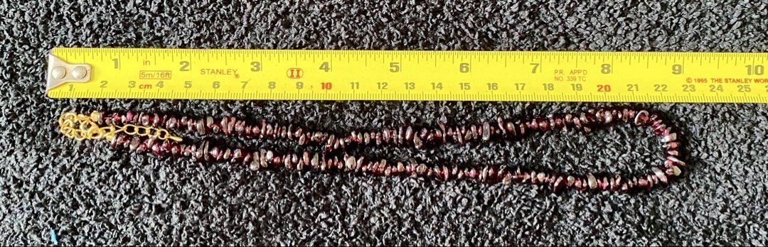 Garnet Necklace (Category: Necklaces) located in Pasig City. Submitted by talaversify (Listing ID 1459169282, Image 3). Description: Semi-precious stone: Garnet Stone size: Free-form chips Necklace length: 18” to 20” 💠 Natural stone 💠.