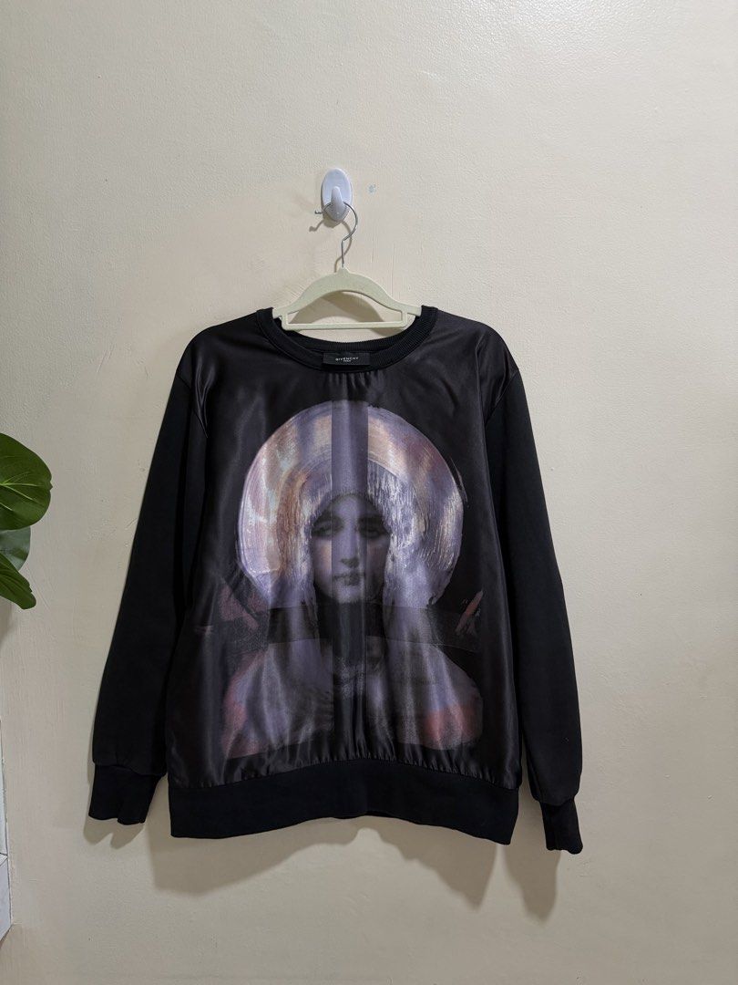 GIVENCHY MADONNA LONGSLEEVES (Category: Coats, Jackets and Outerwear) located in Paranaque City. Submitted by johnmarco29 (Listing ID 1459240008, Image 1). Description: Excellent Condition W20 x L25.5.