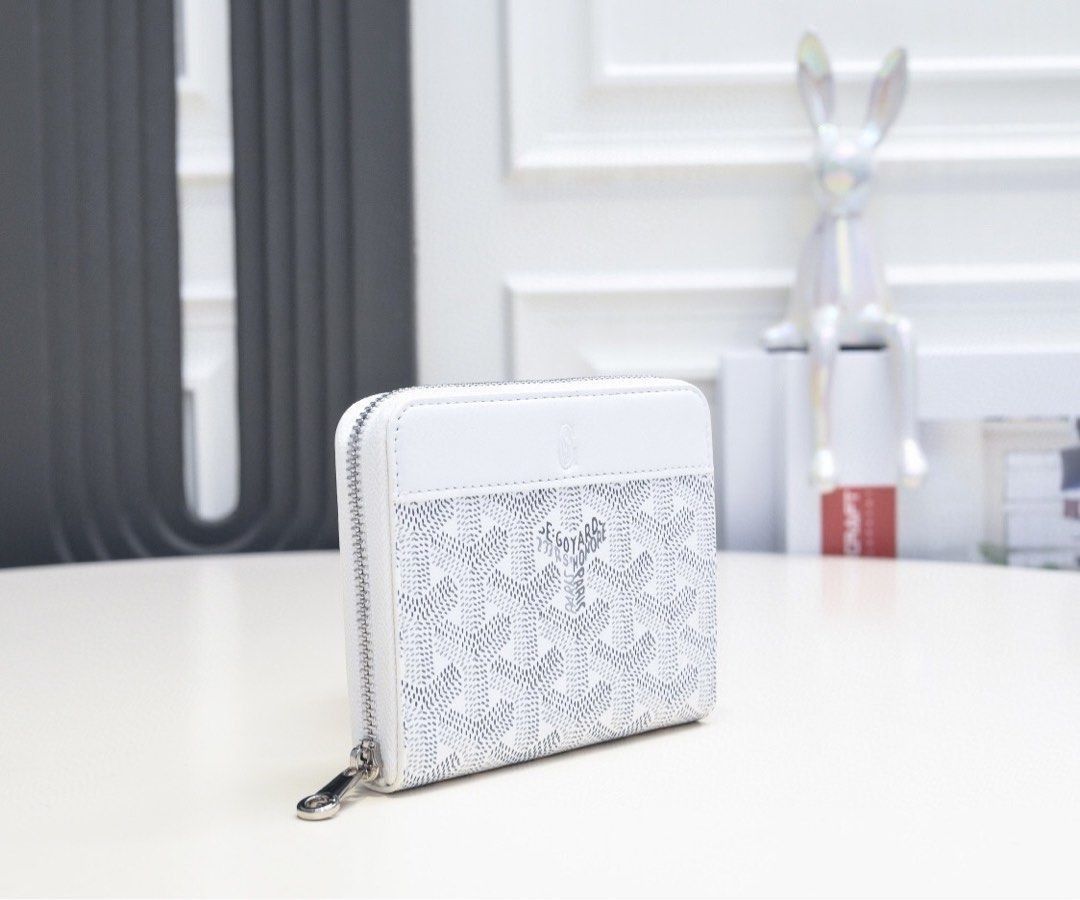 GOYARD Wallet White Coin Purse/Packet with Zipper Opening, White, Unisex （分類：手袋及銀包）位於 Hong Kong。 由 bellezza. 提交（商品編號 1459122869，圖片 3）。簡介： 。