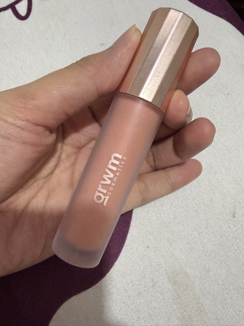 GRWM Cosmetics Milk Tint "Pudding" (Category: Makeup) located in Valenzuela. Submitted by cheaper_finds (Listing ID 1459208949, Image 2). Description: - GRWM Cosmetics Milk Tint - Shade: Pudding (Peachy Nude) - Finish: Cream tint with a moisture finish - Perfect for achieving a natural, everyday look - Features the brand name and "beauty on your own terms" on the bottle 5x palang nagamit.