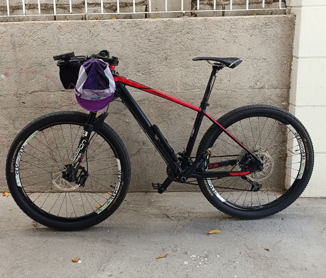 Mountainpeak Monster 27.5 Large (Category: Bicycles) located in Taguig. Submitted by redarmy21775000 (Listing ID 1459091613, Image 1). Description: Moutainpeak Monster Large 27.5 Fork Weapon Tower II Handlebar Bag Route Werks Crankset SLX 2X11 Brakeset SLX M7100 Quadpiston Shifters SLX Rimset Da Bomb ( Continentals Tire - Raceking( Seat Selle Italia XLR Arc Hubs ( Maingay to ) Honest issue - Scratches , small rust parts , need wash , paint chips 