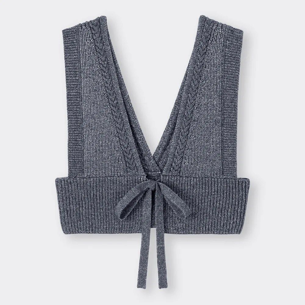 GU 2WAY Melange Knit Bustier (Category: Coats, Jackets and Outerwear) located in Quezon City. Submitted by lynylynn (Listing ID 1459153133, Image 1). Description: BNew but washed.