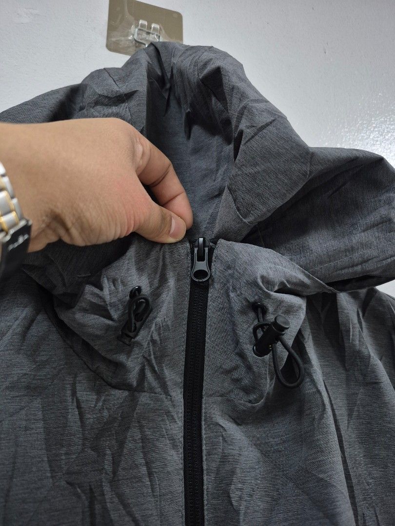 GU by Uniqlo Windproof Shell Parka for Men (Category: Coats, Jackets and Outerwear) located in Angeles City. Submitted by gtwear (Listing ID 1459145617, Image 3). Description: GU by Uniqlo Windproof Shell Parka for Men Excellent Condition Size: Large W: 22" L: 25.5" mop: gcash loc: pampanga courier: J&T 600+sf DM📩.