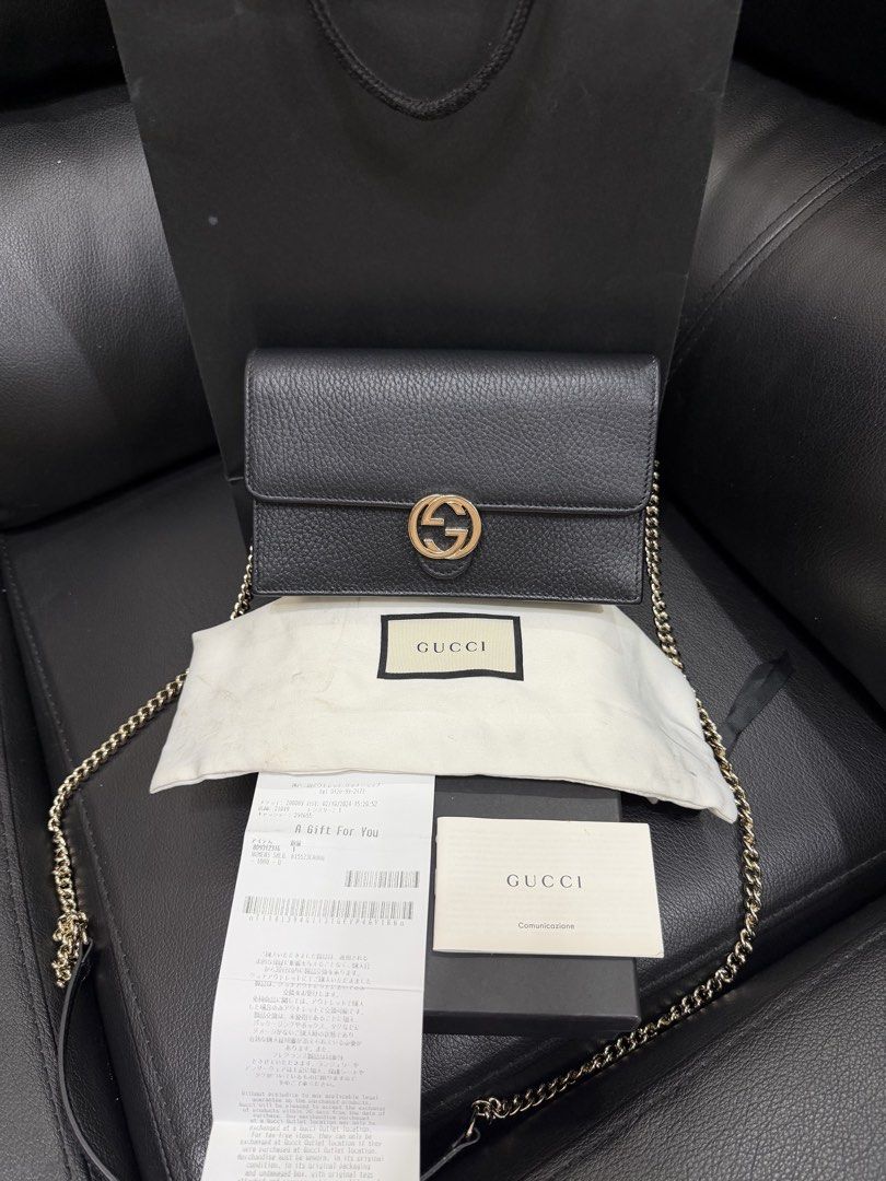 Gucci wallet on chain (Category: Luxury Bags & Wallets) located in Manila. Submitted by bagsoverload (Listing ID 1459242184, Image 1). Description: .