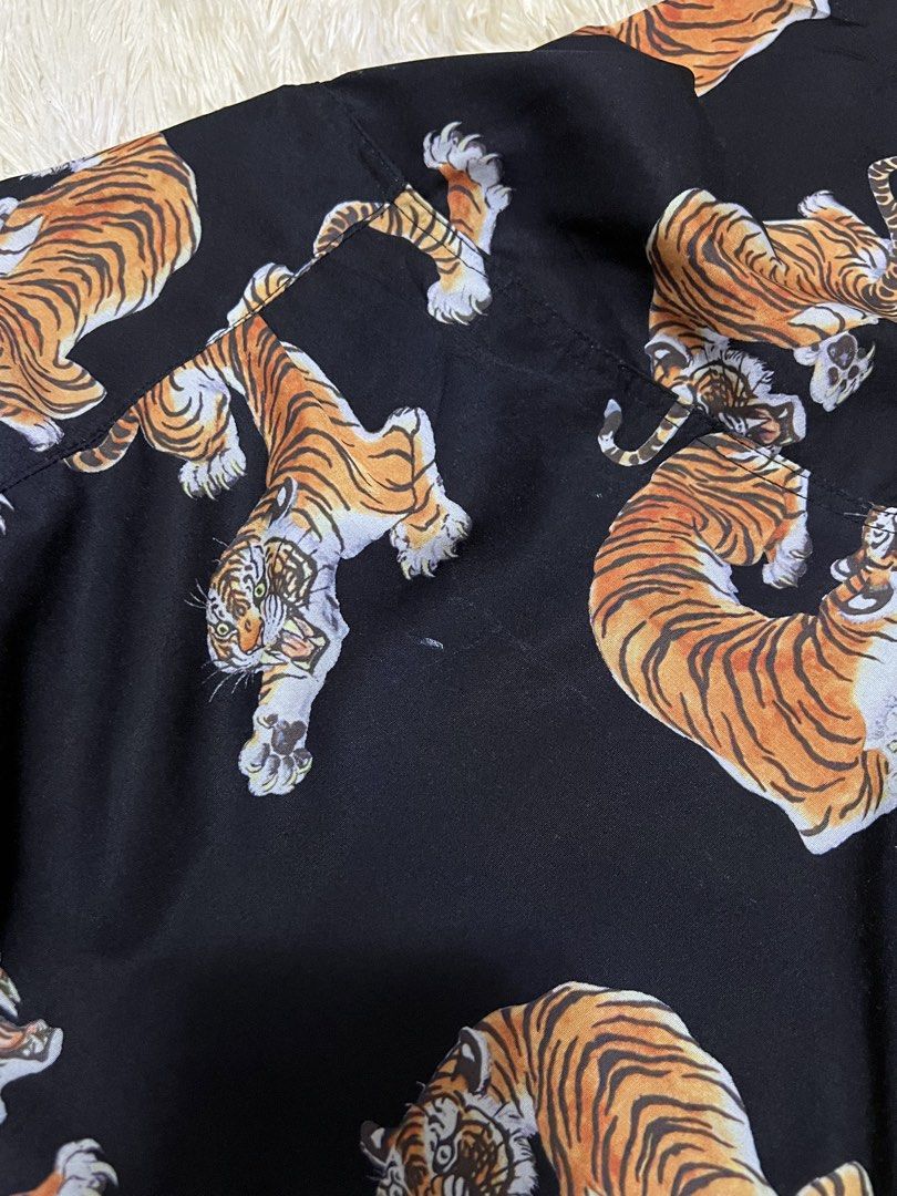 Guilty Parties Shirt (Category: Tshirts & Polo Shirts ) located in Sibulan. Submitted by rustysbestpick (Listing ID 1459104236, Image 3). Description: Made in japan Scratch on back See pic for issue Still in great condition Washed Size small Fits medium .