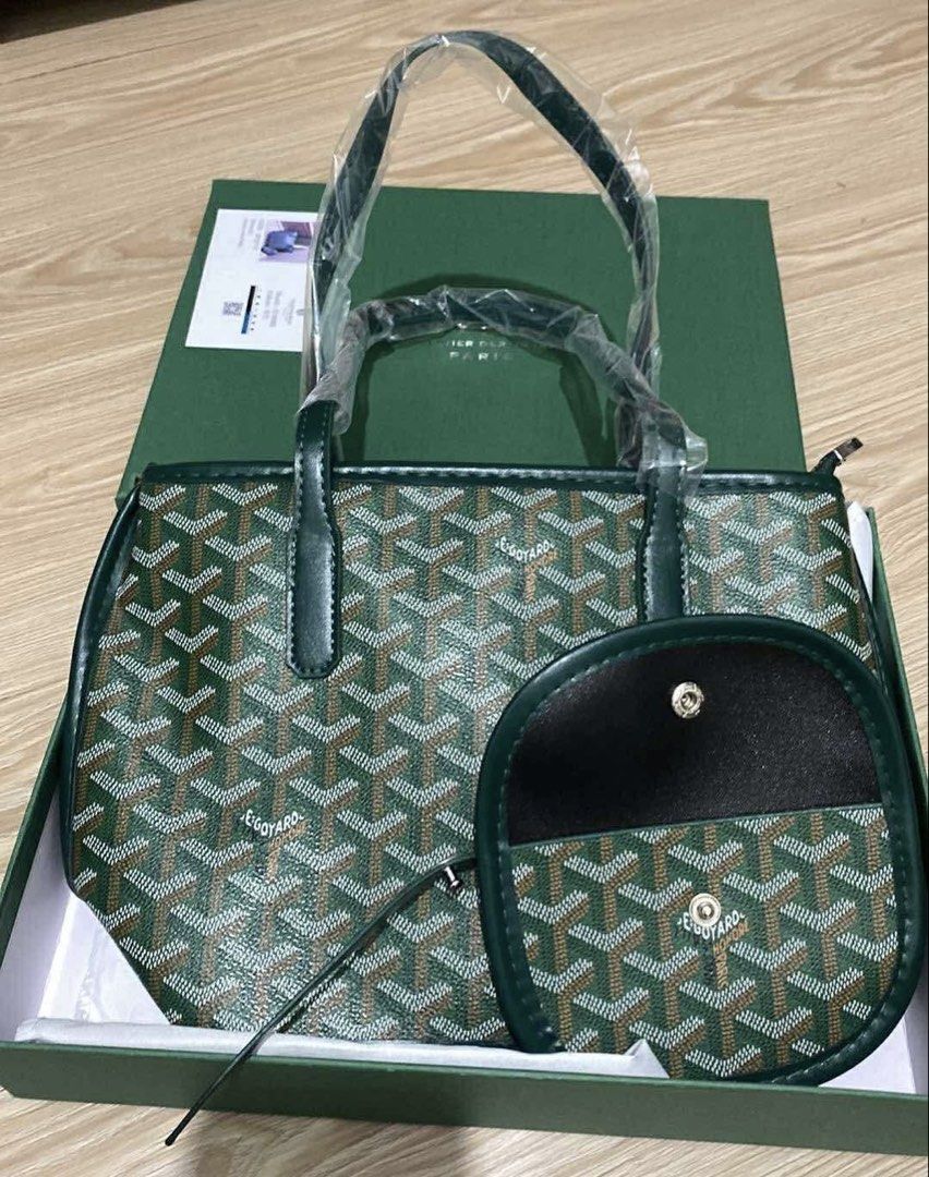GY Mini Anjou Bag (Category: Tote Bags) located in Paranaque City. Submitted by js_485 (Listing ID 1459115695, Image 1). Description: - condition: 10/10 – never used - comes with box - handles still have plastic rfs: naka-stock lang, hindi nagagamit. 📍Parañaque City 🚚 J&T Express/ Lalamove.