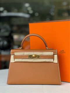（分類：）位於 。 由 lc.luxury 提交（商品編號 1459195075，圖片 1）。簡介： 。