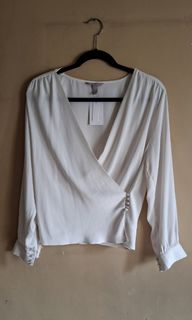 (Category: ) located in . Submitted by thrifter_lifestyle (Listing ID 1459098553, Image 1). Description: .