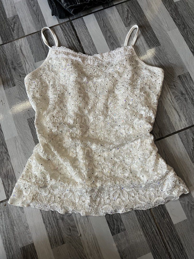 Inch Beaded (Category: Blouses) located in Davao. Submitted by rel18 (Listing ID 1459130067, Image 2). Description: Small - Med fits .