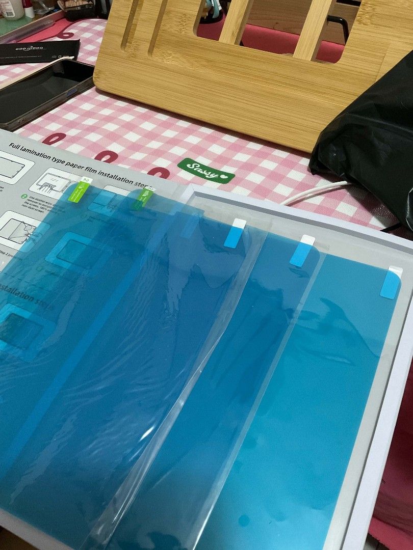 3pcs ipad Matte Paperlike Screen protector (11 inch) (Category: Other Mobile & Gadget Accessories) located in Manila. Submitted by miwabhie (Listing ID 1459169116, Image 1). Description: 3 pcs Matte paperlike screen protector for ipads ! (ipad pro 11') diff brands! goojodoq etc brand new! just peeled the top corner to check the texture comes with: screen cleaning wipes etc etc. rfs: looking for a matte type but w/o the paperlike texture - just ma