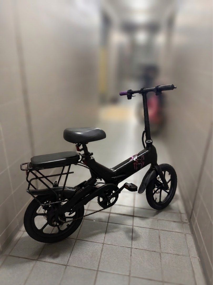 Jackson （分類：單車）位於 Hong Kong。 由 wildphoenix_c3aecd 提交（商品編號 1459239351，圖片 3）。簡介： Cycle is electric and it all in good condition and I put some money on this Cycle and the race is broken, but it can be fixed in some money 。