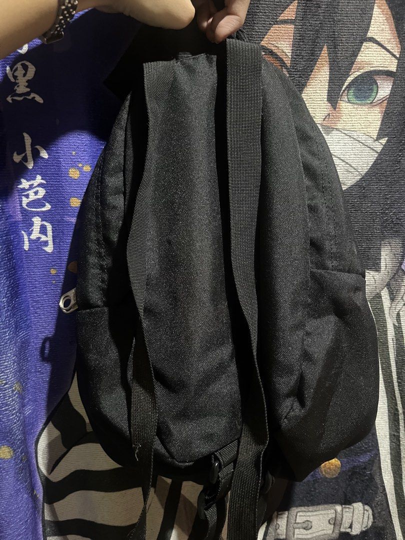 Jansport Half Pint Black Mini Backpack (Category: Backpacks) located in Manila. Submitted by schwarzer0 (Listing ID 1459148886, Image 2). Description: - Classic black Jansport Half Pint mini backpack - Spacious main compartment - Convenient front zip pocket - Adjustable straps for comfort - Durable fabric construction - Ideal for everyday use or travel.