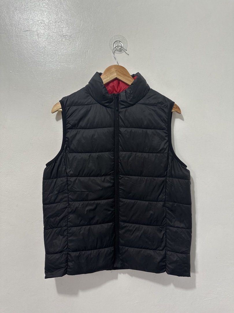 Jeanswest Black Vest Men Large (Category: Coats, Jackets and Outerwear) located in Balanga. Submitted by winterlab_ph (Listing ID 1459147481, Image 3). Description: Code: A762 Width: 21 Length: 24.5 Shoulders: 15.5 : 2XL on tag, but fits best up to medium only ( small sizing).