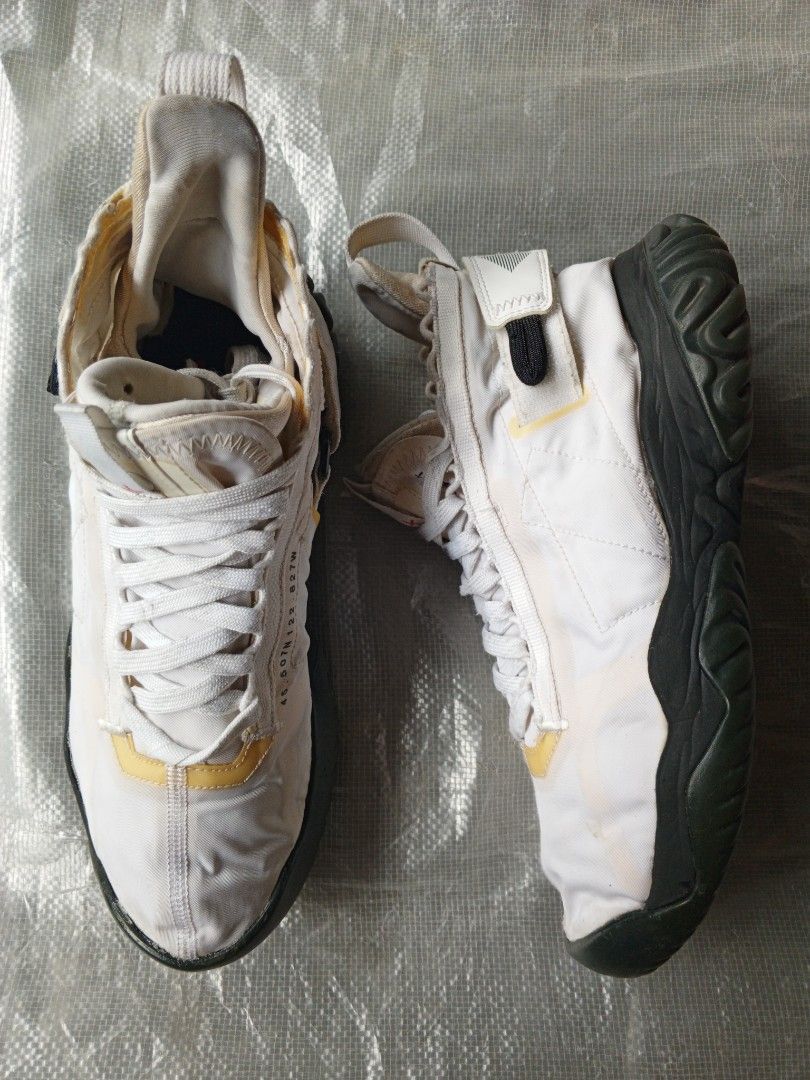 Jordan Proto-React Sneakers US 7.5 / UK 6.5 (Category: Sneakers) located in Taytay. Submitted by ThriftRacks (Listing ID 1459178215, Image 2). Description: - Jordan Proto-React Sneakers - Size: US 7.5 / UK 6.5 - Color: White with yellow accents - Sole: black - Ideal for: Casual wear or light training - Feel free to ask questions!.