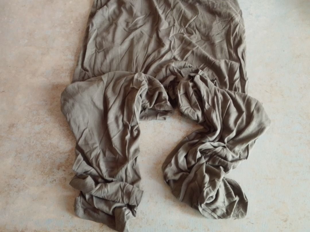 Jumpsuit US BNEWTAG (Category: Jumpsuits) located in Los Banos. Submitted by mania-62906 (Listing ID 1459207753, Image 3). Description: BNewtag. US small Olive Drab.